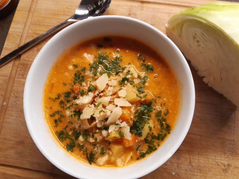 Bunte Krautsuppe