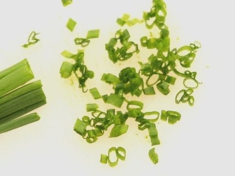 Schnittlauch-Erdäpfelpuree mit Räucherlachs