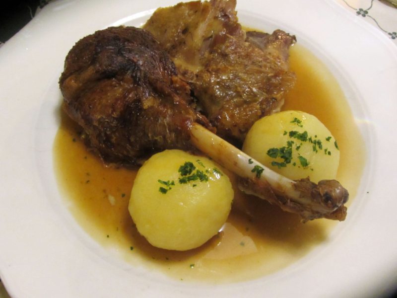 Gansl gebraten