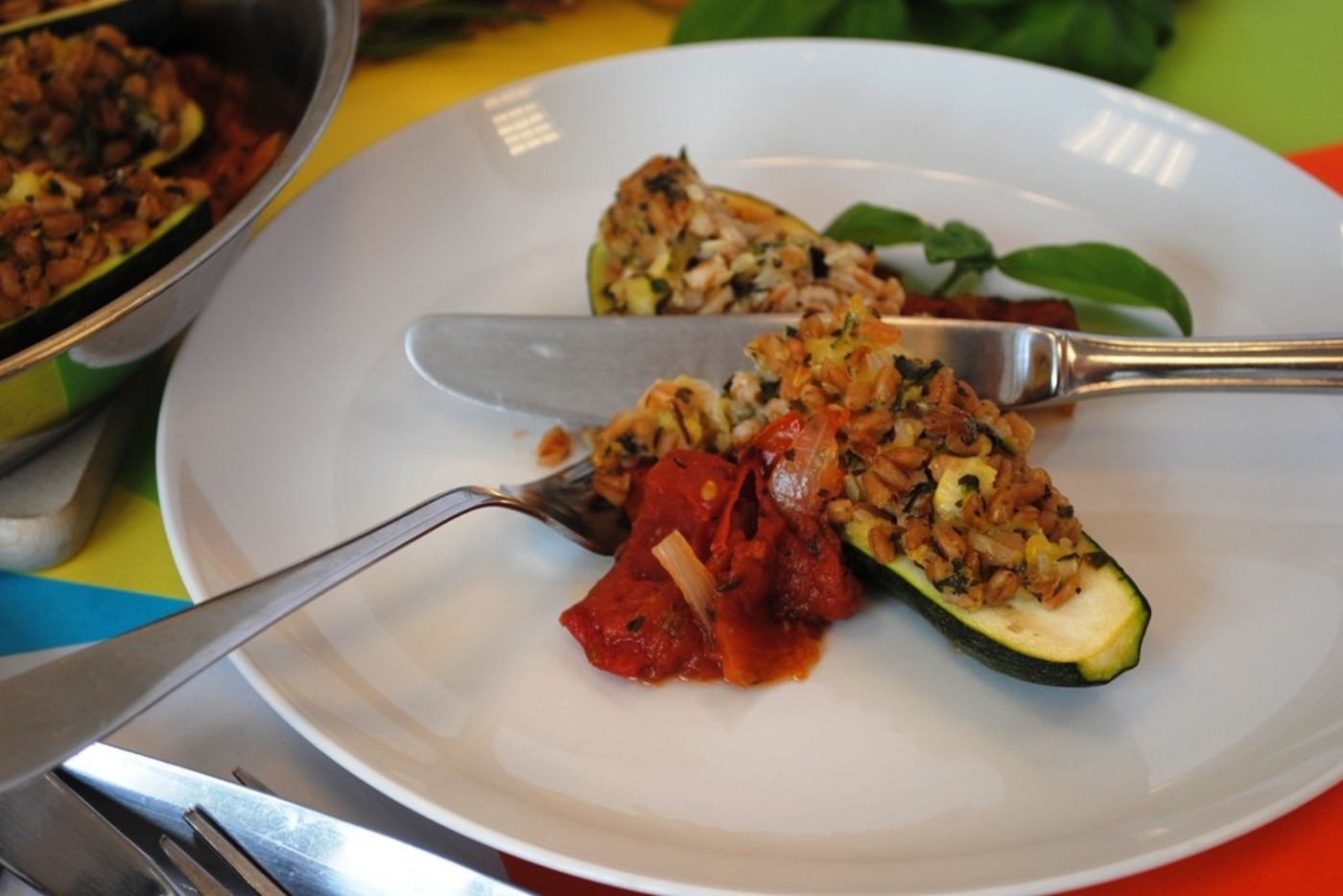 Gefüllte Zucchini mit Dinkelreis