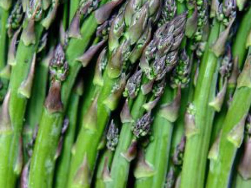 grüner Spargel